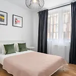 Pure - Gwiazdzista Daire Wroclaw