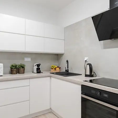 Pure - Gwiazdzista Wroclaw