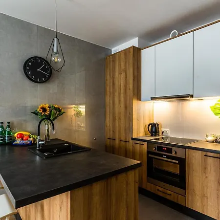 شقة Pure - Gwiazdzista فروتسواف